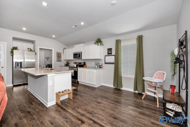 121 Olde Hearth Road, New Market, AL 35761