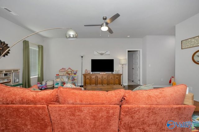 121 Olde Hearth Road, New Market, AL 35761