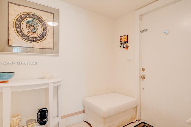 2307 NE 7th Street 40, Hallandale Beach, FL 33009