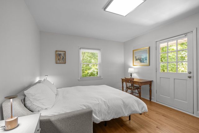 107 Ledge Lane, Chapel Hill, NC 27514