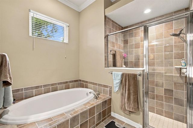 5105 SYLVAN OAKS DRIVE, Valrico, FL 33596