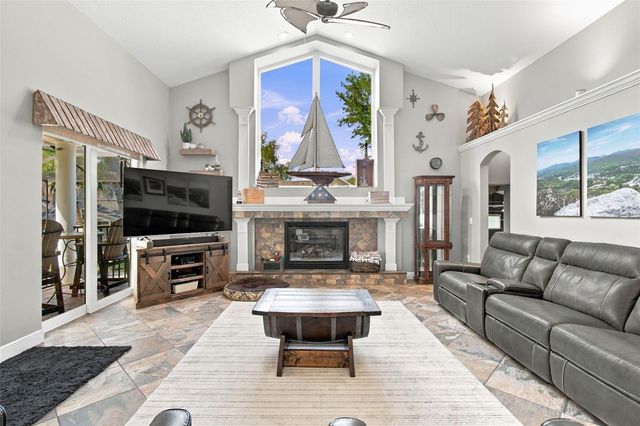 5105 SYLVAN OAKS DRIVE, Valrico, FL 33596