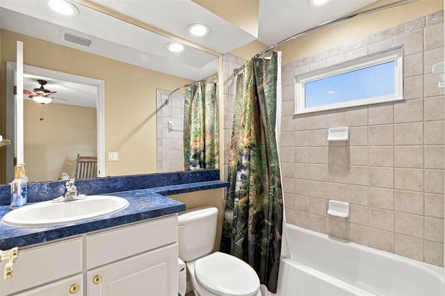 5105 SYLVAN OAKS DRIVE, Valrico, FL 33596