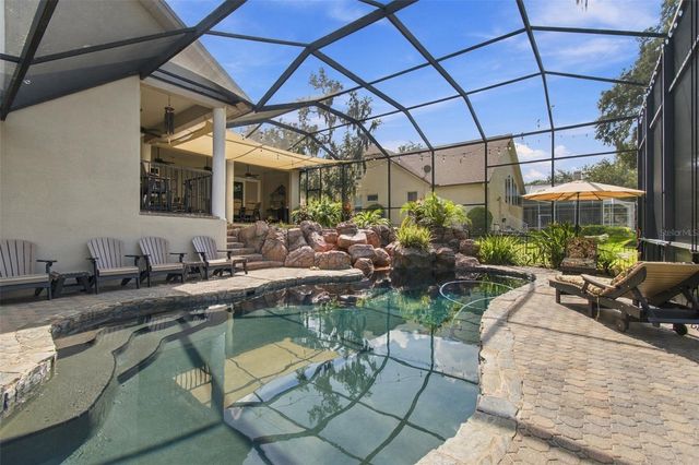5105 SYLVAN OAKS DRIVE, Valrico, FL 33596