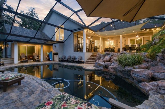 5105 SYLVAN OAKS DRIVE, Valrico, FL 33596