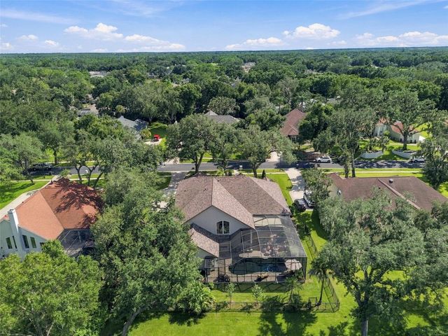 5105 SYLVAN OAKS DRIVE, Valrico, FL 33596