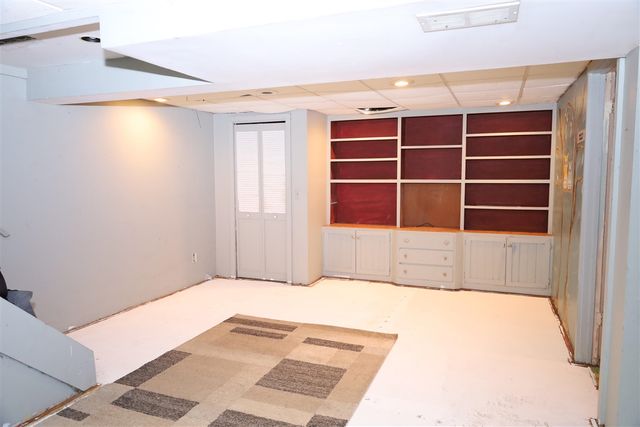 16154 Gary Avenue, Grand Haven, MI 49417