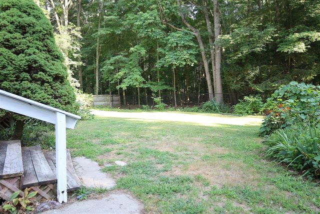16154 Gary Avenue, Grand Haven, MI 49417