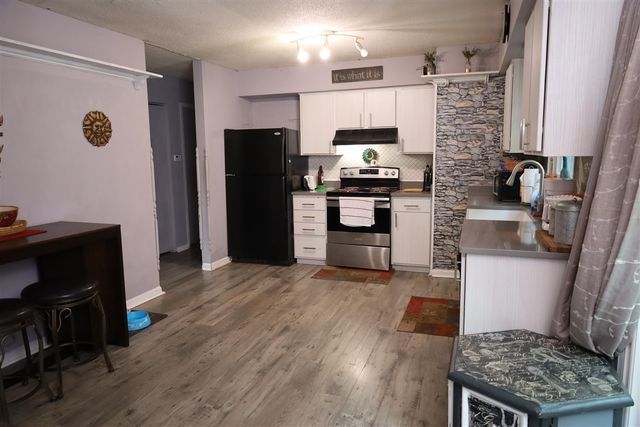 16154 Gary Avenue, Grand Haven, MI 49417