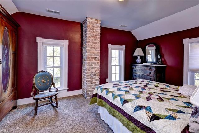 6040 New Point Comfort HWY, Port Haywood, VA 23138