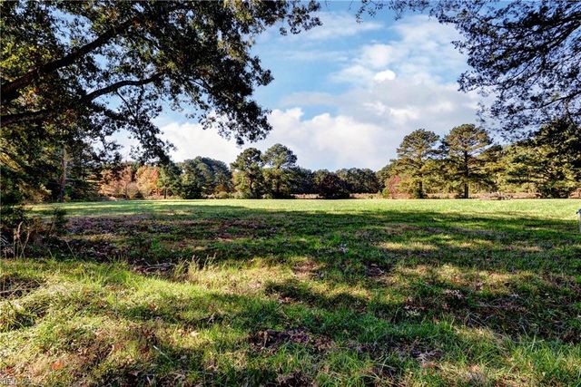 6040 New Point Comfort HWY, Port Haywood, VA 23138