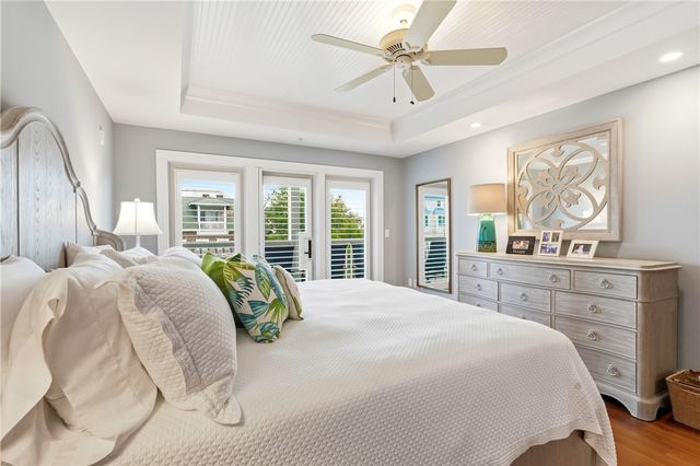 744 Ocean Blvd 303, St Simons Island, GA 31522