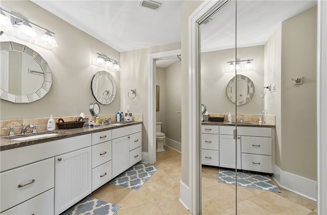 744 Ocean Blvd 303, St Simons Island, GA 31522