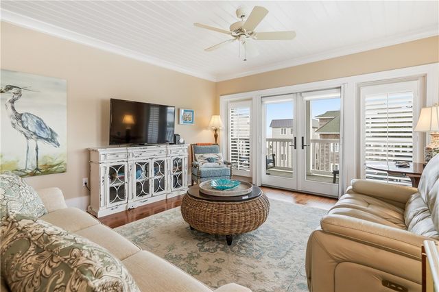 744 Ocean Blvd 303, St Simons Island, GA 31522