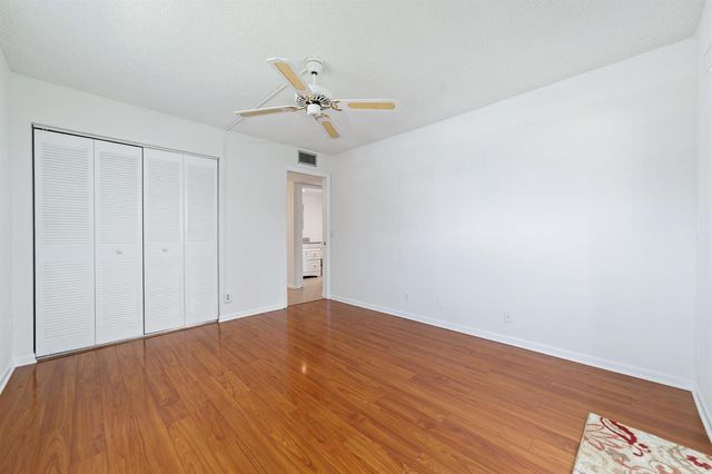 552 NORMANDY L Lane l, Delray Beach, FL 33484