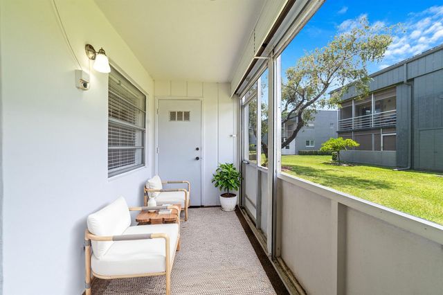 552 NORMANDY L Lane l, Delray Beach, FL 33484
