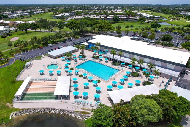 552 NORMANDY L Lane l, Delray Beach, FL 33484