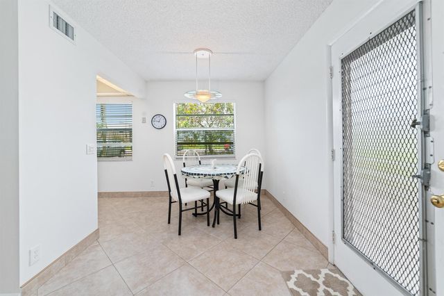 552 NORMANDY L Lane l, Delray Beach, FL 33484