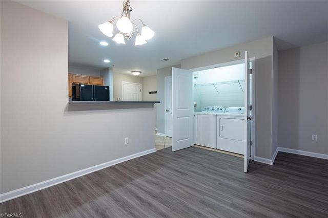 7104 Friendly Avenue, Greensboro, NC 27410