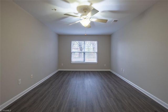 7104 Friendly Avenue, Greensboro, NC 27410