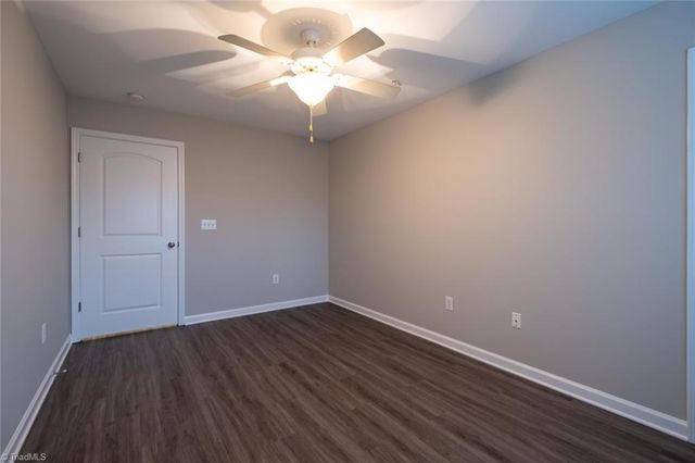 7104 Friendly Avenue, Greensboro, NC 27410