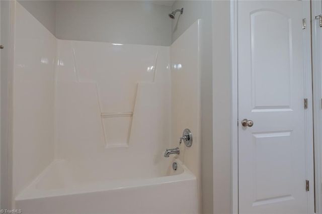 7104 Friendly Avenue, Greensboro, NC 27410