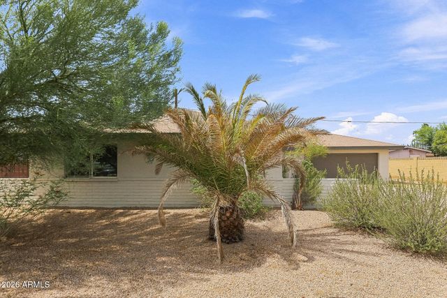 13828 N 33RD Avenue, Phoenix, AZ 85053