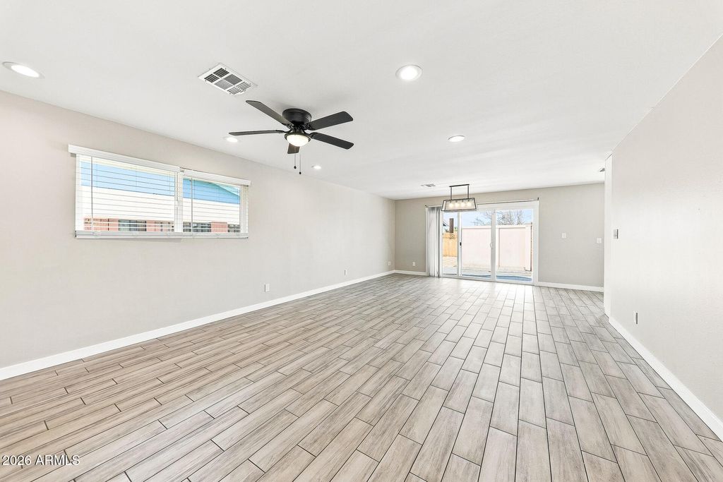 13828 N 33RD Avenue, Phoenix, AZ 85053 — photo 2
