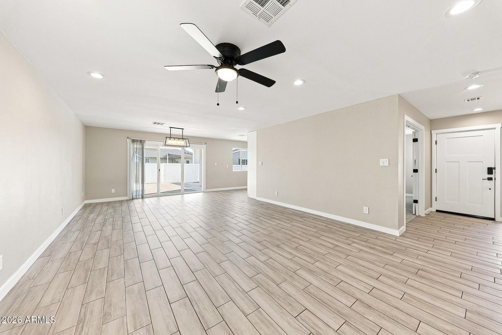 13828 N 33RD Avenue, Phoenix, AZ 85053 — photo 3