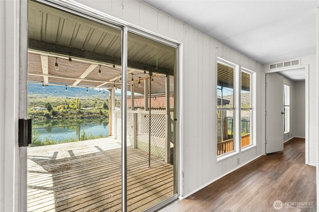 1418 S Tyee Avenue, East Wenatchee, WA 98802