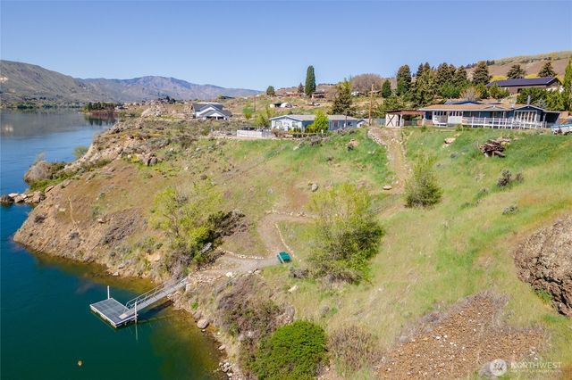 1418 S Tyee Avenue, East Wenatchee, WA 98802