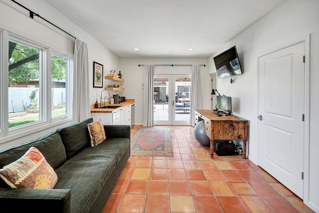 1604 Bedford Dr, Midland, TX 79701