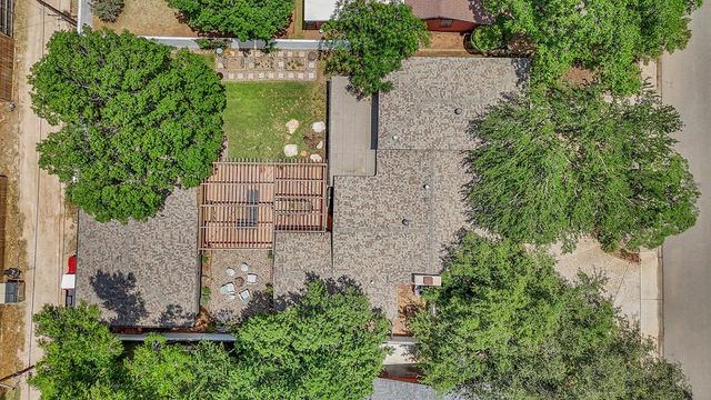 1604 Bedford Dr, Midland, TX 79701