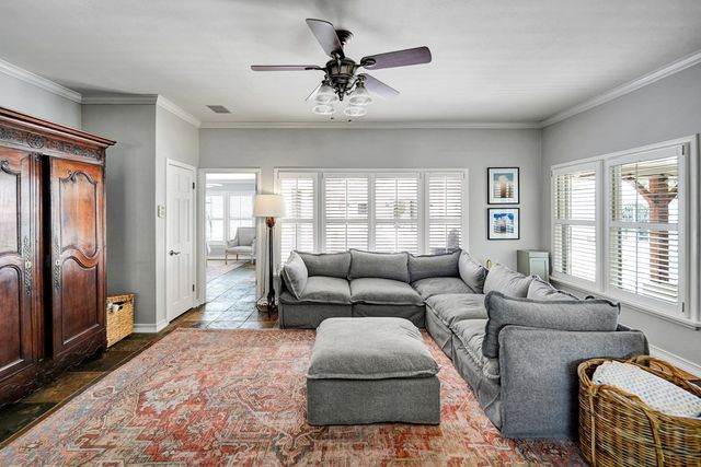 1604 Bedford Dr, Midland, TX 79701