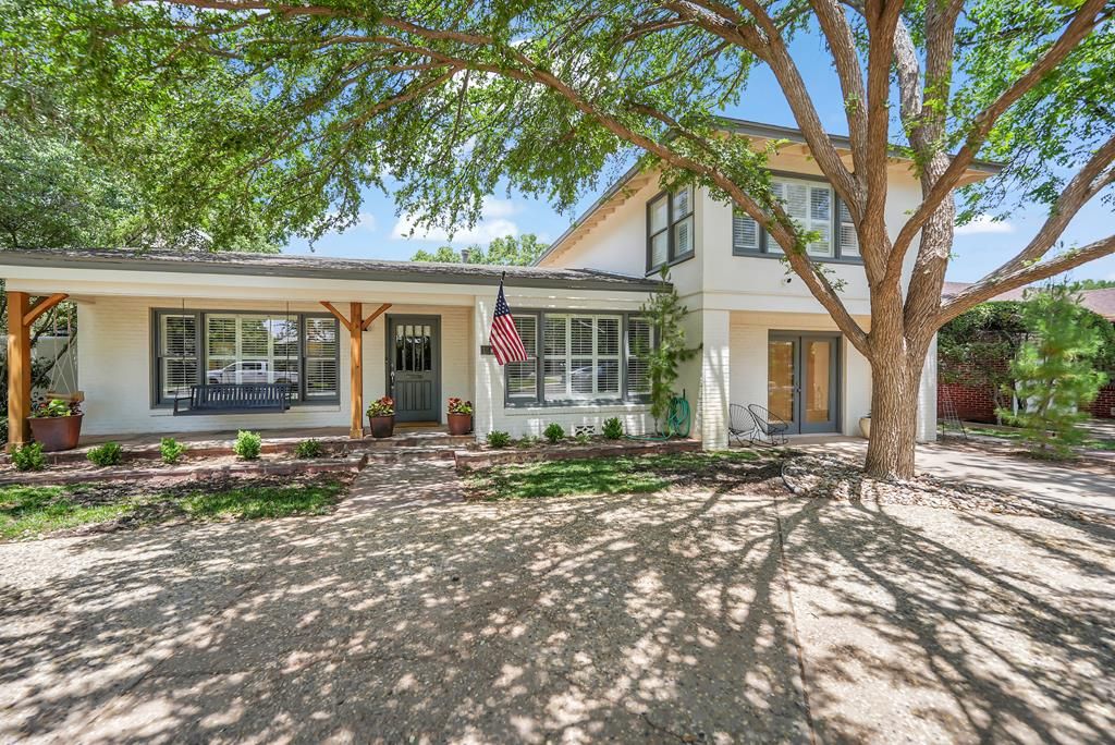 1604 Bedford Dr, Midland, TX 79701