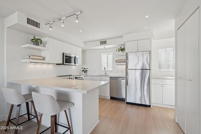 7601 E 2ND Street 29, Scottsdale, AZ 85251