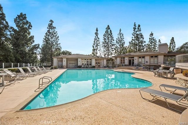 42 Red Bud, Aliso Viejo, CA 92656