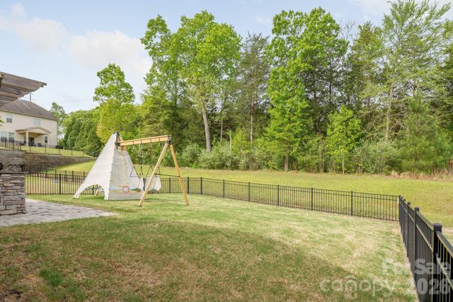 11719 Grey Partridge Drive, Charlotte, NC 28278