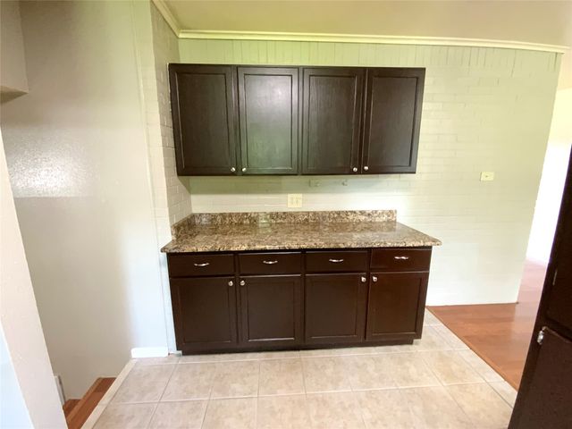 213 Georgian Road, Fort Worth, TX 76134