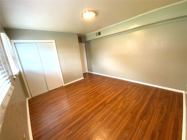213 Georgian Road, Fort Worth, TX 76134