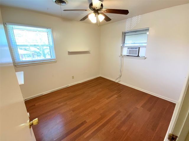 213 Georgian Road, Fort Worth, TX 76134