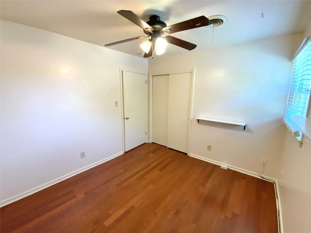 213 Georgian Road, Fort Worth, TX 76134