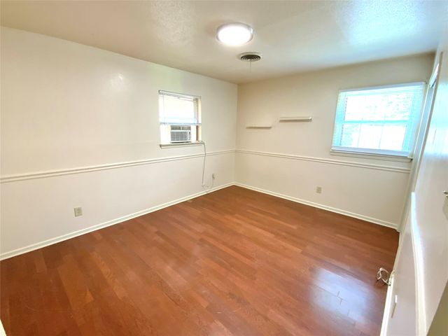 213 Georgian Road, Fort Worth, TX 76134