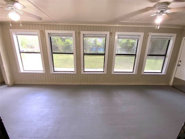 213 Georgian Road, Fort Worth, TX 76134