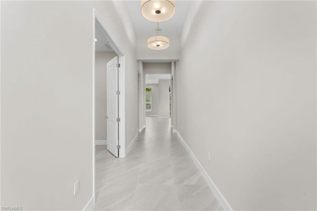 2436 Cambridge WAY, Naples, FL 34112