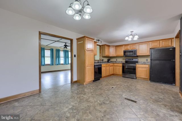 763 DEAVER RD, Quarryville, PA 17566