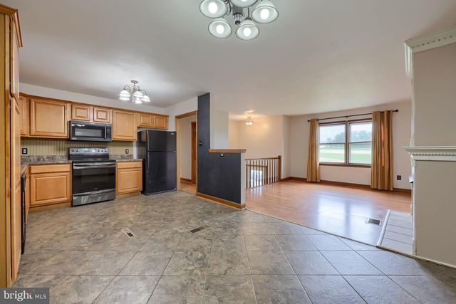 763 DEAVER RD, Quarryville, PA 17566