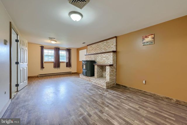 763 DEAVER RD, Quarryville, PA 17566