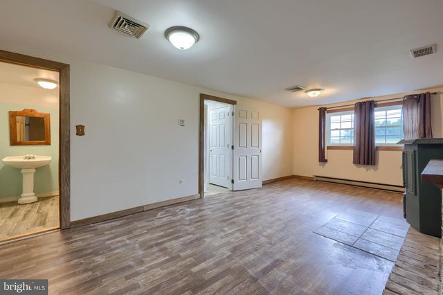 763 DEAVER RD, Quarryville, PA 17566