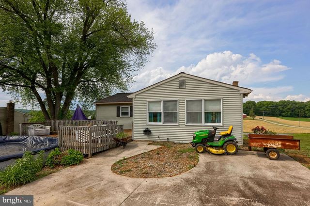 763 DEAVER RD, Quarryville, PA 17566